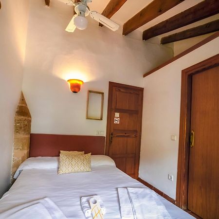 Petit Hotel Hostatgeria La Victoria Alcúdia Esterno foto