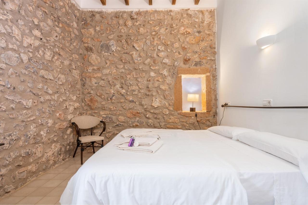 Petit Hotel Hostatgeria La Victoria Alcúdia Esterno foto