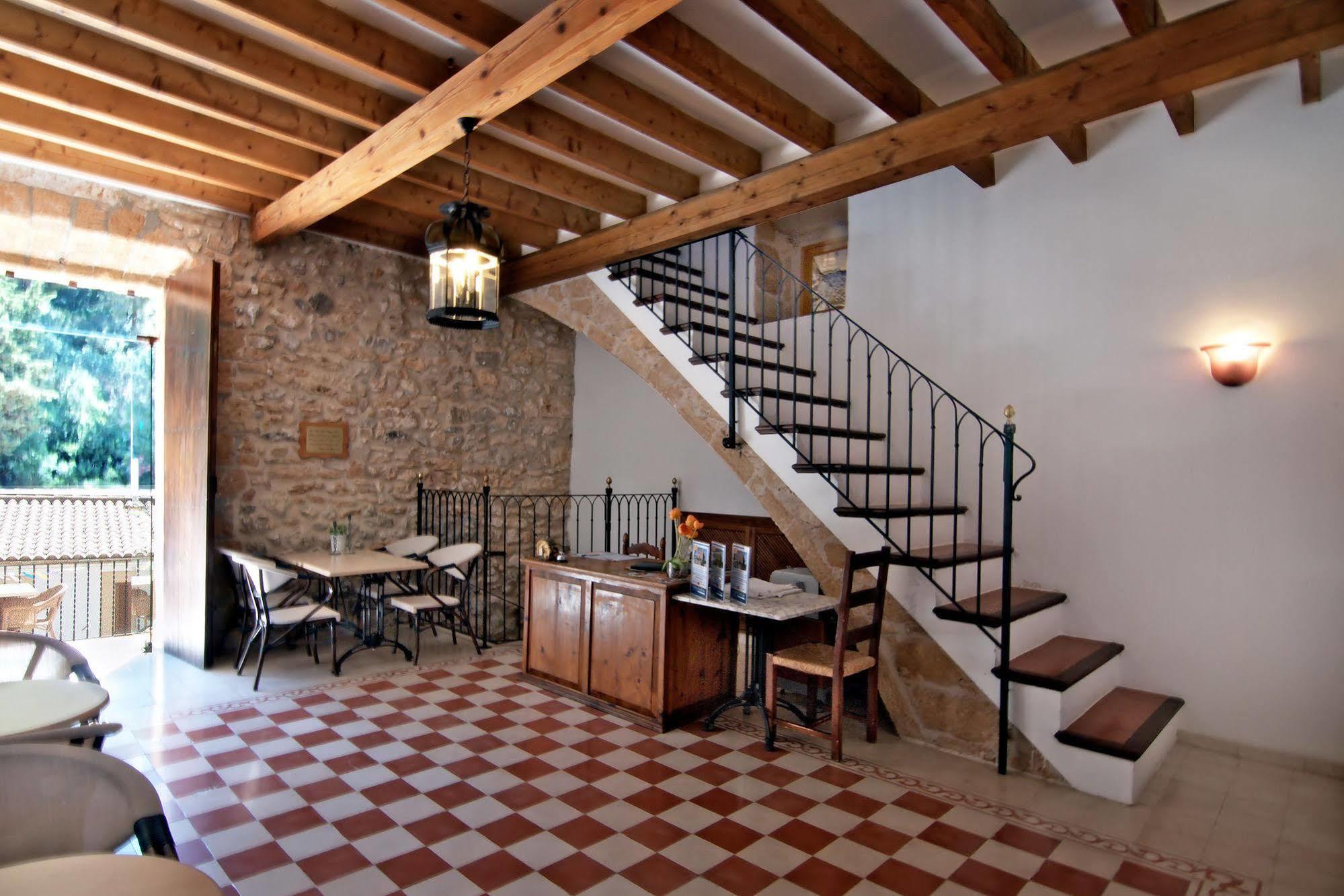 Petit Hotel Hostatgeria La Victoria Alcúdia Esterno foto